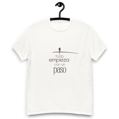 Camiseta "Todo empieza con un paso"